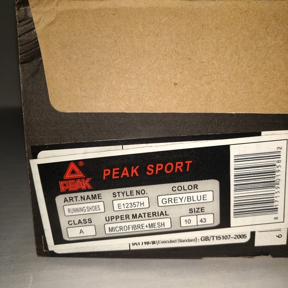 PEAK SPORT  RUNNING SHOES STYLE E12357H size 10